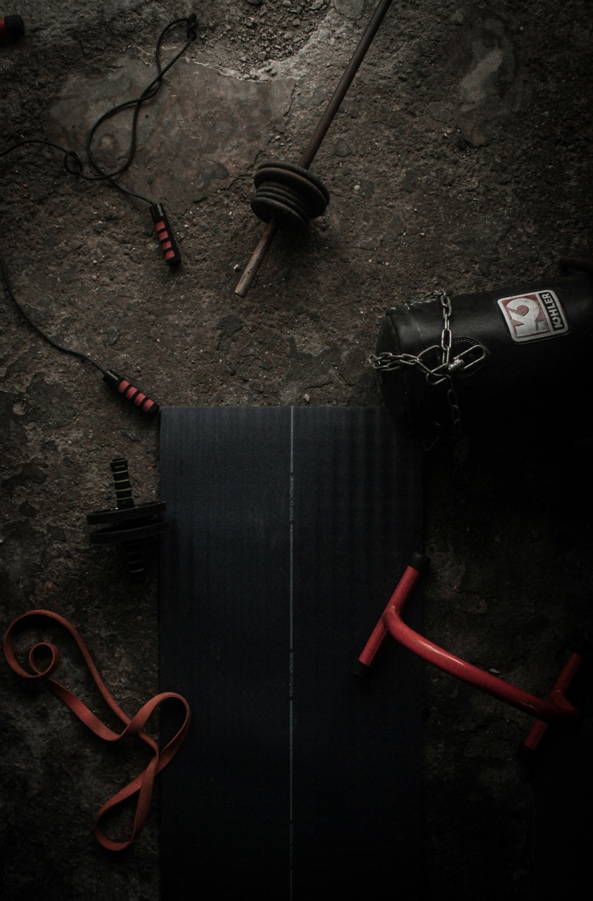 Home gym interior designed for wellbeing by Lisa Elliott Interior Design in Melbourne. Featuring personalized workout spaces to support daily fitness rituals, this design maximizes functionality and aesthetics. Ideal for Melbourne homeowners looking for an interior designer to create a serene, practical home gym that enhances their wellness routine